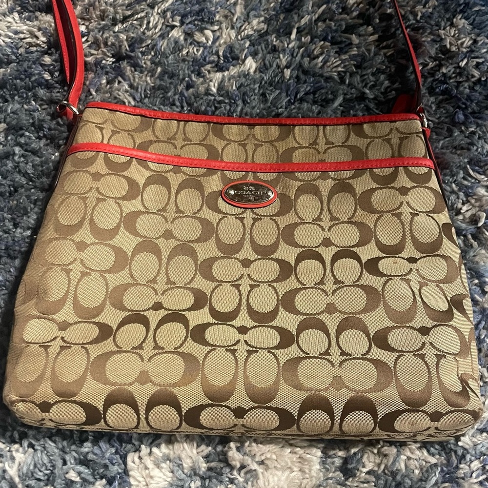 Beautiful coach crossbody
